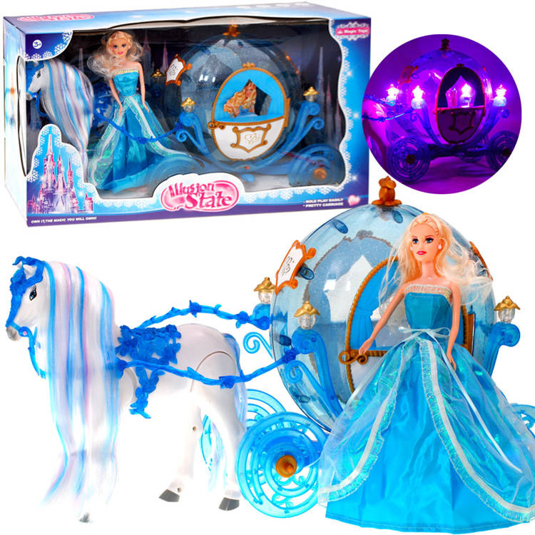 eng_pl_Cinderella-carriage-horse-with-a-mane-comes-neighs-ZA1362-10692_1