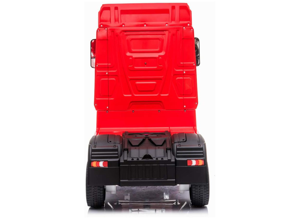 eng_pl_The-car-is-powered-by-a-TIR-Mercedes-Benz-Actros-PA0222-battery-16931_3