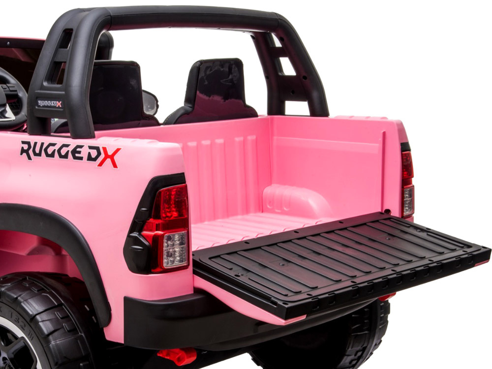 eng_pl_The-car-is-powered-by-a-large-Toyota-Hilux-2-person-battery-PA0250-17377_9